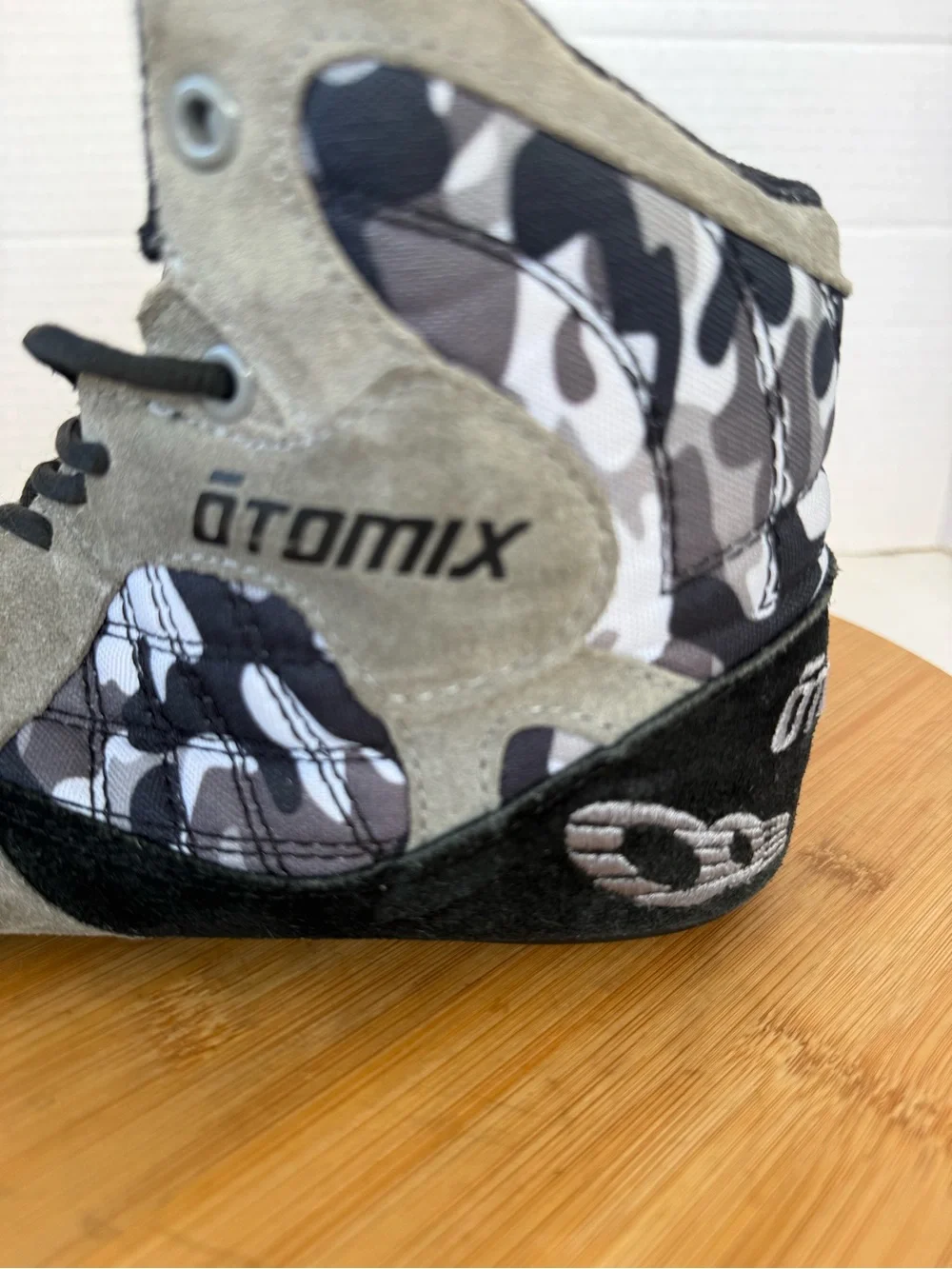 Otomix Stingray Escape M3000 Shoes M 7 W 8 Grey Camo Bodybuilding Weightlifting